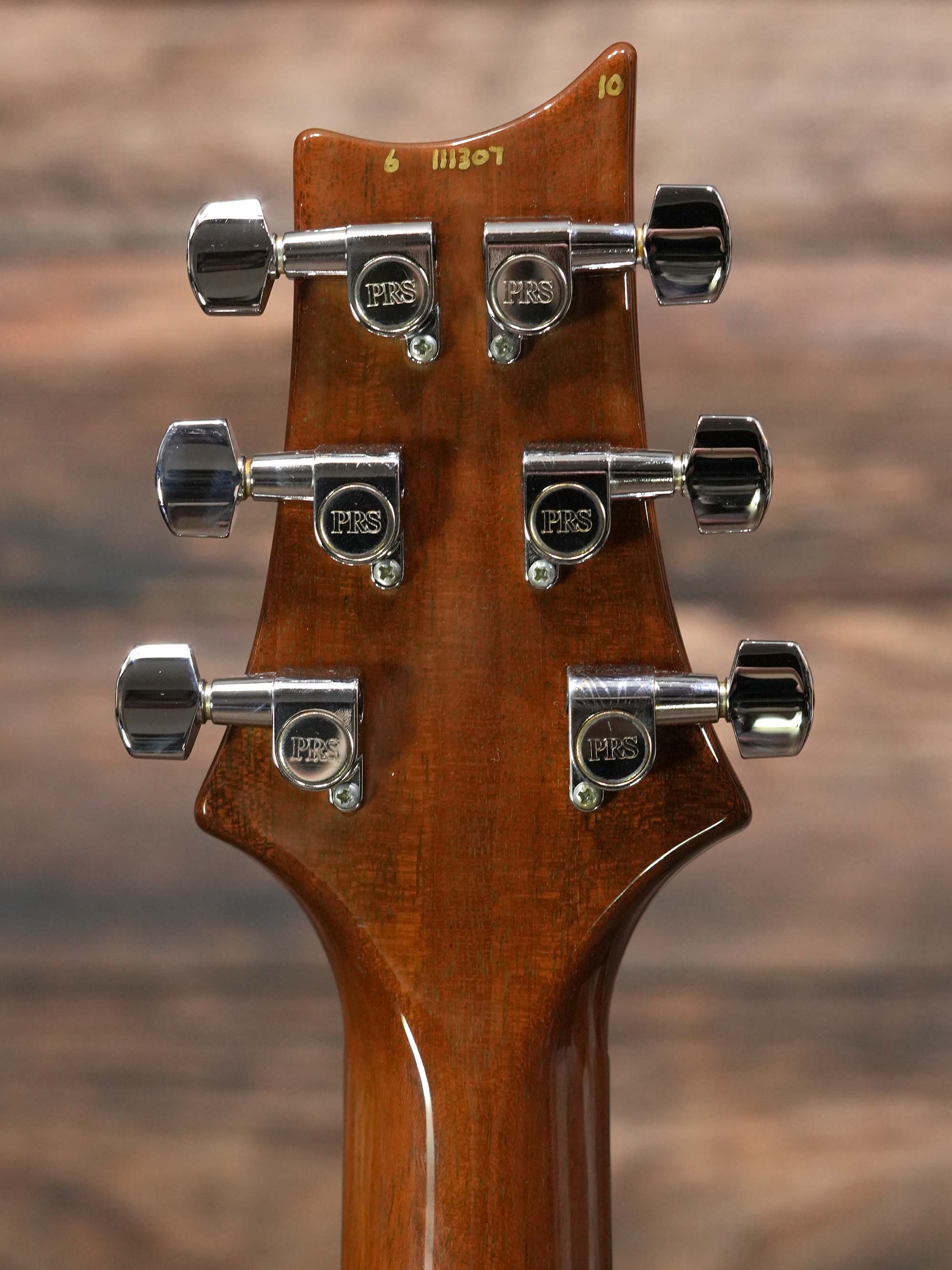 Paul Reed Smith 20th Anniversary Singlecut Trem 10Top Vintage Natural